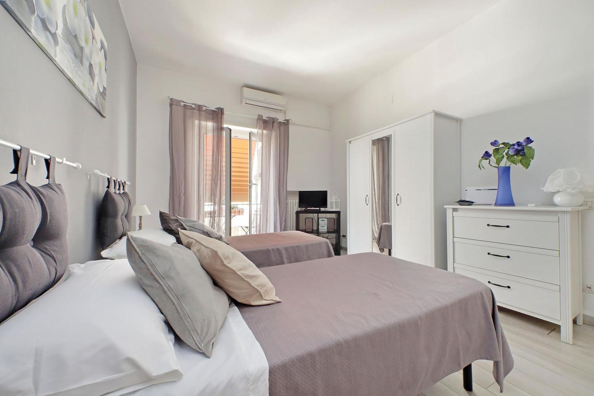 Victoria Apartment Рим Екстериор снимка