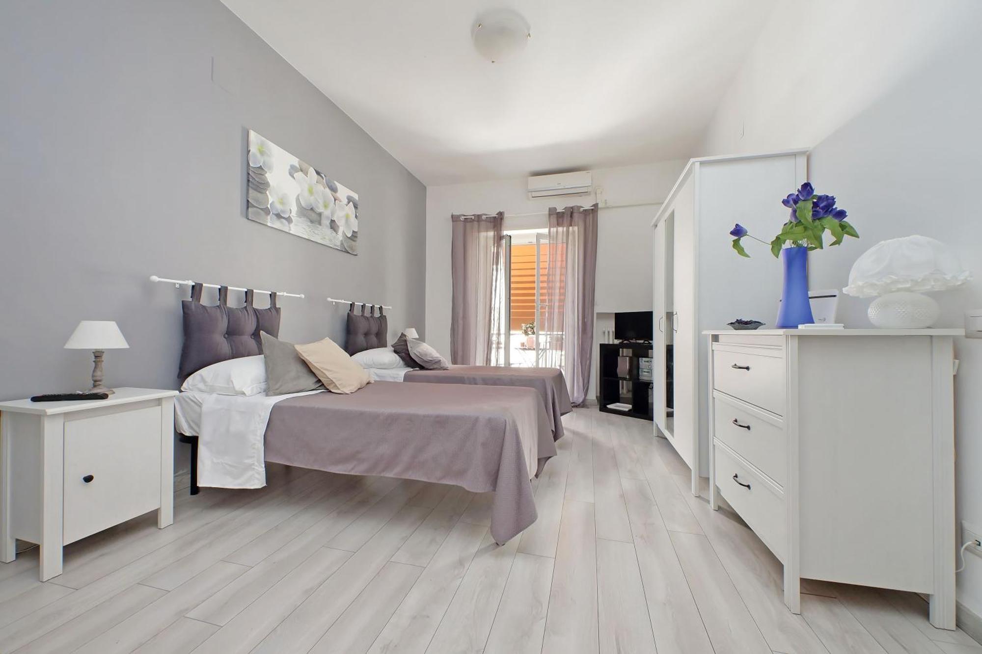 Victoria Apartment Рим Екстериор снимка